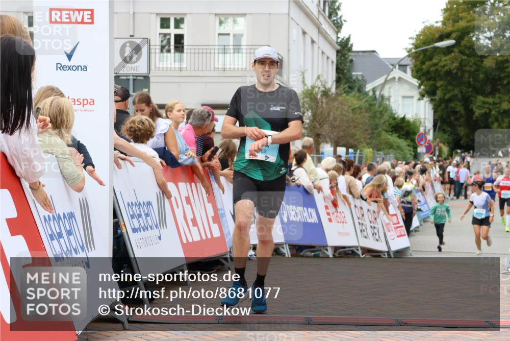 31.08.2025 - 21. Blankeneser Heldenlauf Strokosch-Dieckow http://msf.ph/oto/8681077 31.08.2025 12:07:00 Ziel 4362 meine-sportfotos.de