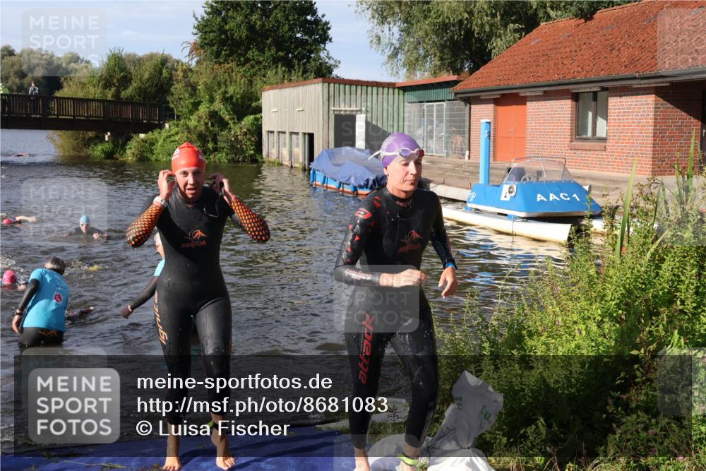 31.08.2025 - Elbe Triathlon Hamburg Luisa Fischer http://msf.ph/oto/8681083 31.08.2025 09:28:57 Schwimmen 830, 840, 848, 900 meine-sportfotos.de