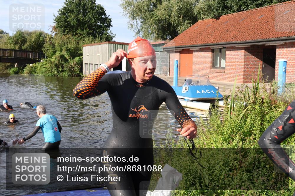 31.08.2025 - Elbe Triathlon Hamburg Luisa Fischer http://msf.ph/oto/8681088 31.08.2025 09:28:58 Schwimmen 830, 840, 848, 900 meine-sportfotos.de