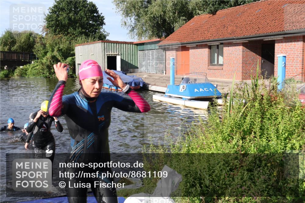 31.08.2025 - Elbe Triathlon Hamburg Luisa Fischer http://msf.ph/oto/8681109 31.08.2025 09:29:07 Schwimmen 732, 797, 835, 840, 851, 900, 910 meine-sportfotos.de
