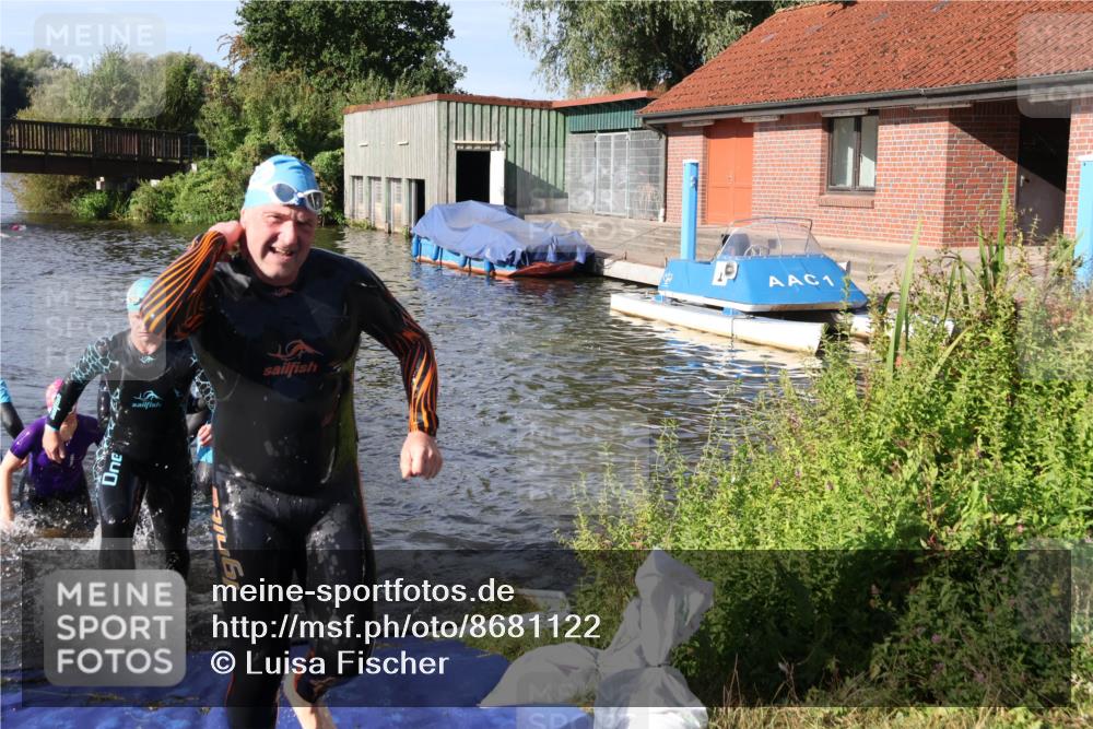 31.08.2025 - Elbe Triathlon Hamburg Luisa Fischer http://msf.ph/oto/8681122 31.08.2025 09:29:13 Schwimmen 732, 797, 835, 851, 910 meine-sportfotos.de