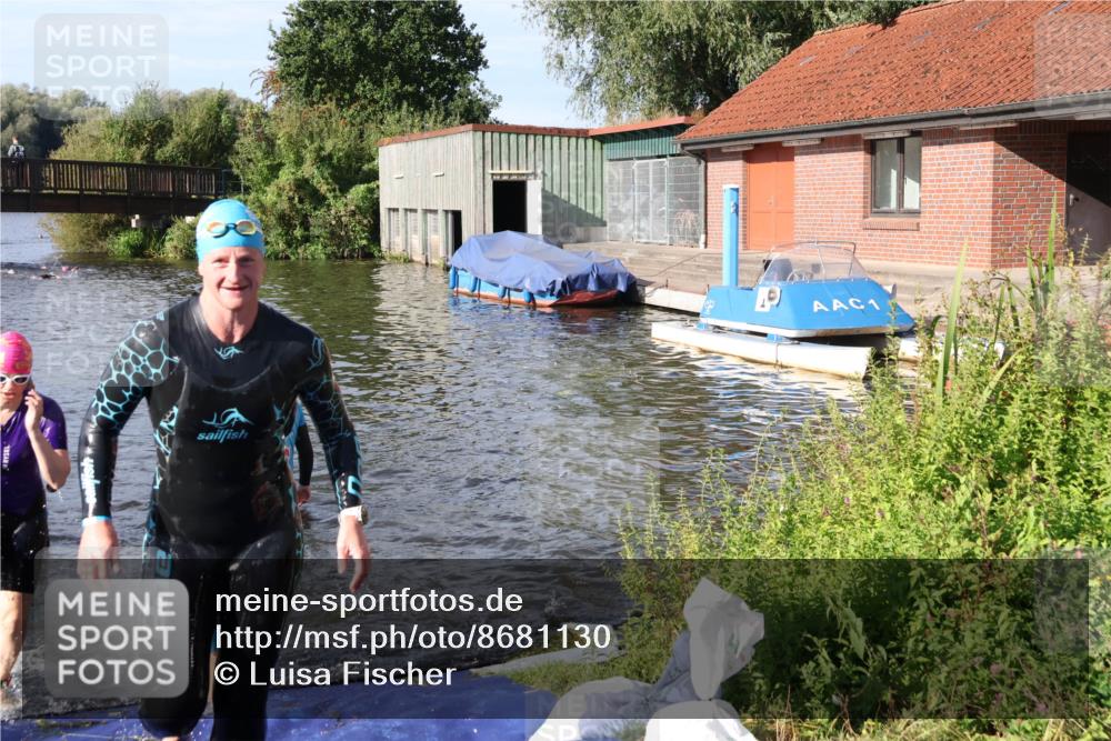 31.08.2025 - Elbe Triathlon Hamburg Luisa Fischer http://msf.ph/oto/8681130 31.08.2025 09:29:15 Schwimmen 732, 797, 835, 910 meine-sportfotos.de