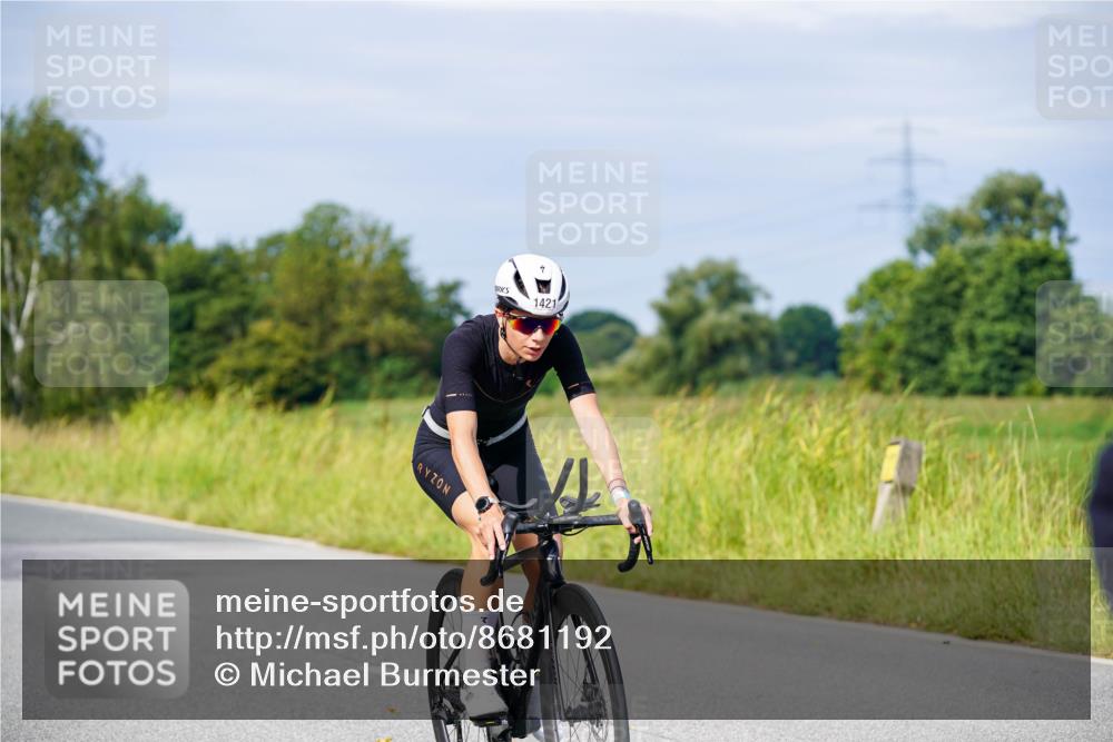 31.08.2025 - Elbe Triathlon Hamburg Michael Burmester http://msf.ph/oto/8681192 31.08.2025 10:55:12 Radfahren 1201, 1371, 1410, 1421, 1484, 1486 meine-sportfotos.de