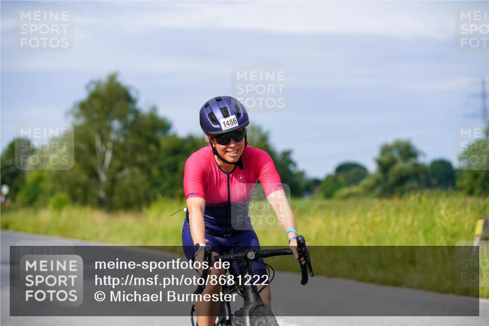 31.08.2025 - Elbe Triathlon Hamburg Michael Burmester http://msf.ph/oto/8681222 31.08.2025 10:55:19 Radfahren 1272, 1371, 1396, 1410, 1431, 1486 meine-sportfotos.de