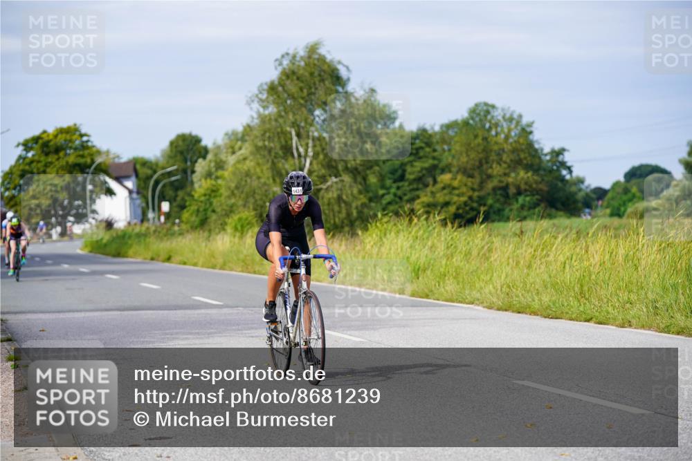 31.08.2025 - Elbe Triathlon Hamburg Michael Burmester http://msf.ph/oto/8681239 31.08.2025 10:55:25 Radfahren 1272, 1396, 1408, 1431, 1481 meine-sportfotos.de