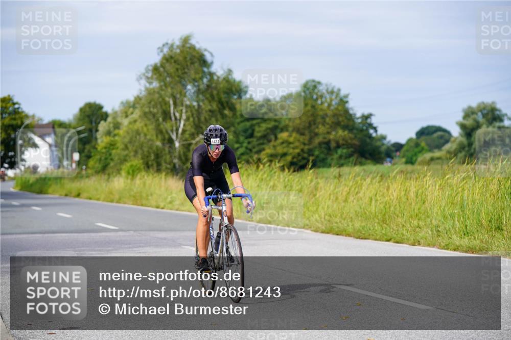 31.08.2025 - Elbe Triathlon Hamburg Michael Burmester http://msf.ph/oto/8681243 31.08.2025 10:55:25 Radfahren 1272, 1396, 1408, 1431, 1481 meine-sportfotos.de