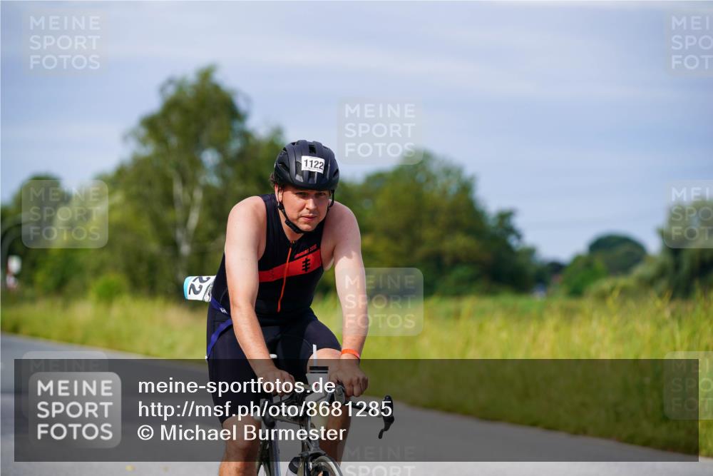 31.08.2025 - Elbe Triathlon Hamburg Michael Burmester http://msf.ph/oto/8681285 31.08.2025 10:55:39 Radfahren 1122, 1404, 1462 meine-sportfotos.de