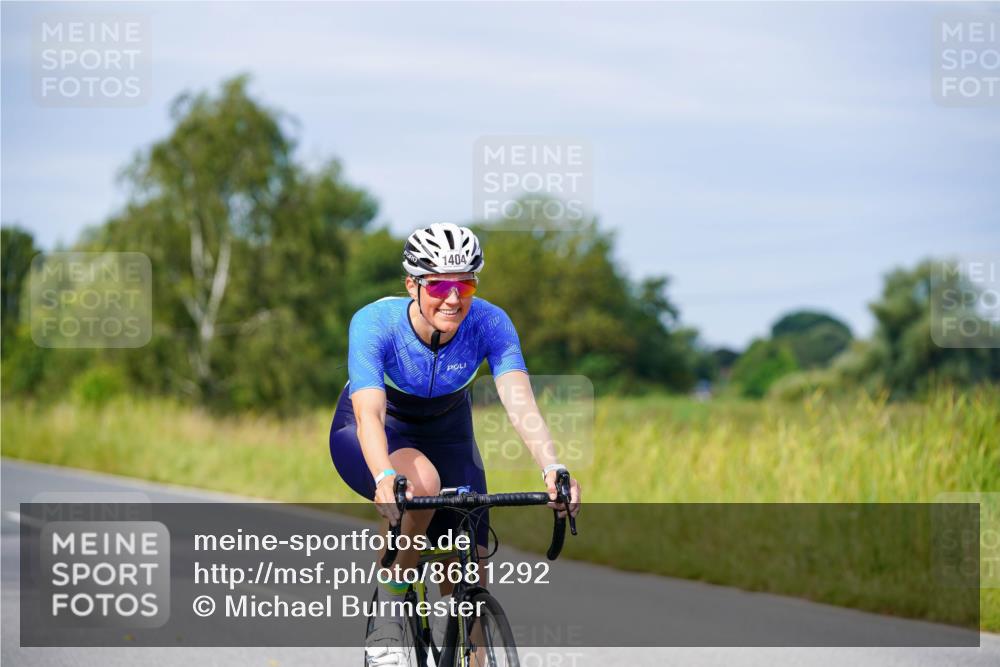 31.08.2025 - Elbe Triathlon Hamburg Michael Burmester http://msf.ph/oto/8681292 31.08.2025 10:55:43 Radfahren 1404, 1462 meine-sportfotos.de