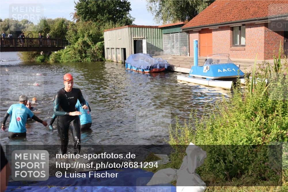 31.08.2025 - Elbe Triathlon Hamburg Luisa Fischer http://msf.ph/oto/8681294 31.08.2025 09:31:17 Schwimmen 829, 833, 837, 893, 919, 929 meine-sportfotos.de