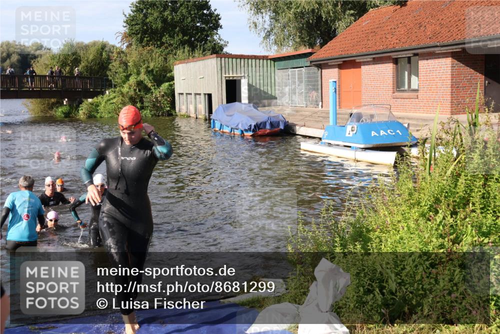 31.08.2025 - Elbe Triathlon Hamburg Luisa Fischer http://msf.ph/oto/8681299 31.08.2025 09:31:18 Schwimmen 829, 833, 837, 919, 929 meine-sportfotos.de