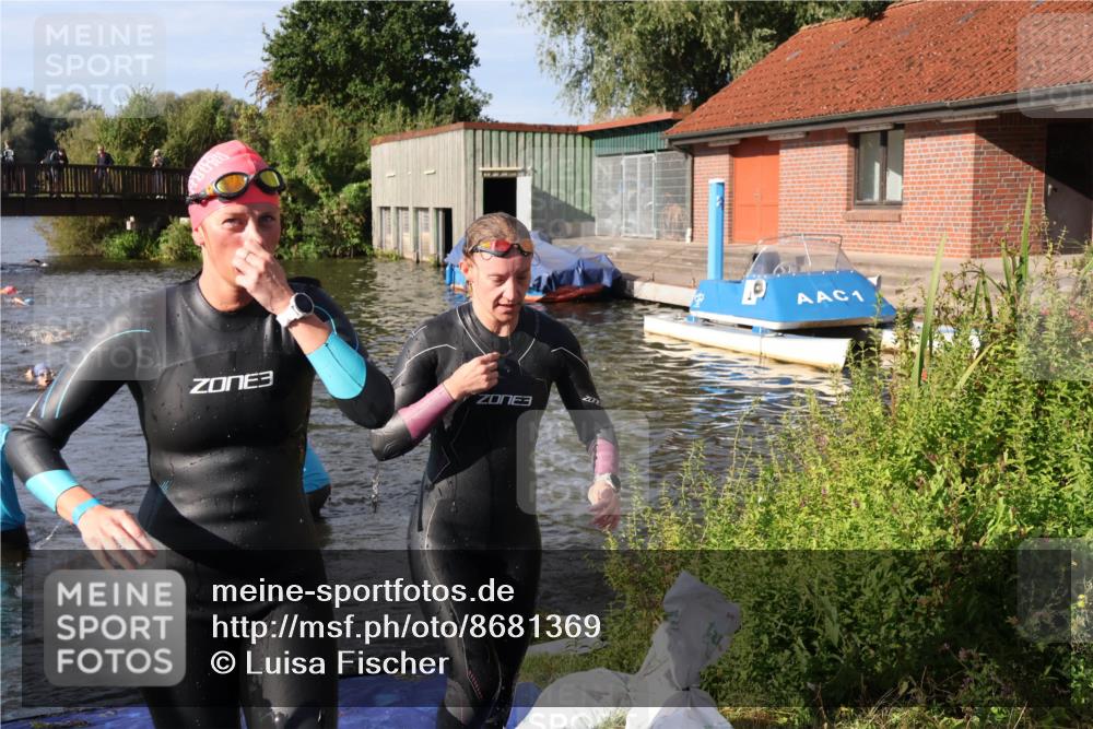 31.08.2025 - Elbe Triathlon Hamburg Luisa Fischer http://msf.ph/oto/8681369 31.08.2025 09:31:36 Schwimmen 845, 864, 869, 882, 905 meine-sportfotos.de
