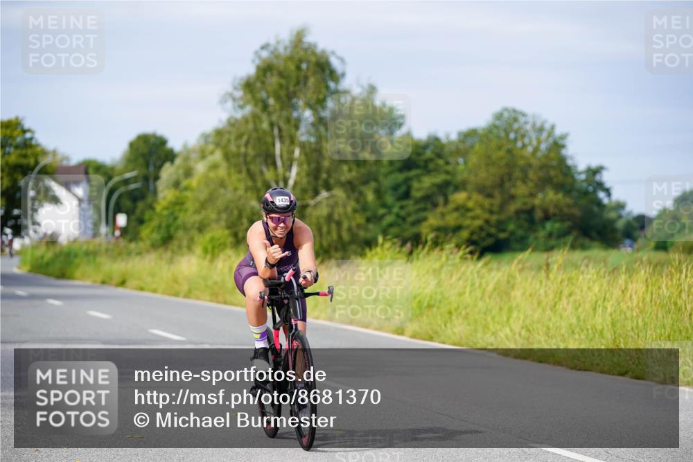 31.08.2025 - Elbe Triathlon Hamburg Michael Burmester http://msf.ph/oto/8681370 31.08.2025 10:56:14 Radfahren 1152, 1279, 1435, 1599 meine-sportfotos.de