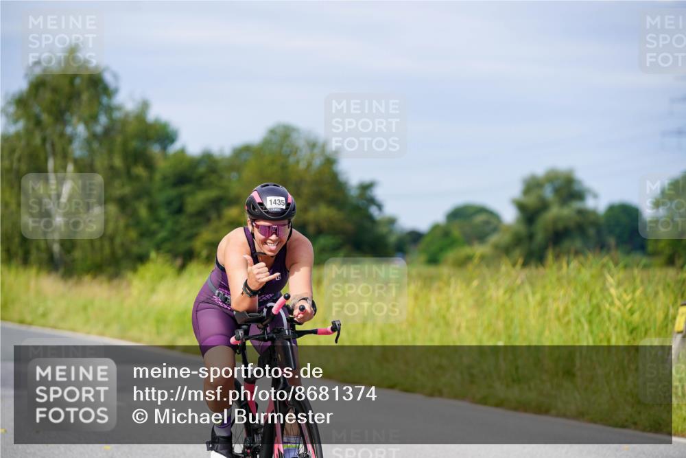 31.08.2025 - Elbe Triathlon Hamburg Michael Burmester http://msf.ph/oto/8681374 31.08.2025 10:56:14 Radfahren 1152, 1279, 1435, 1599 meine-sportfotos.de