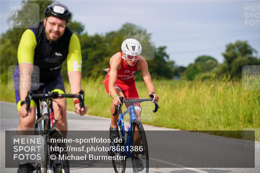 31.08.2025 - Elbe Triathlon Hamburg Michael Burmester http://msf.ph/oto/8681386 31.08.2025 10:56:21 Radfahren 1152, 1279, 1599 meine-sportfotos.de
