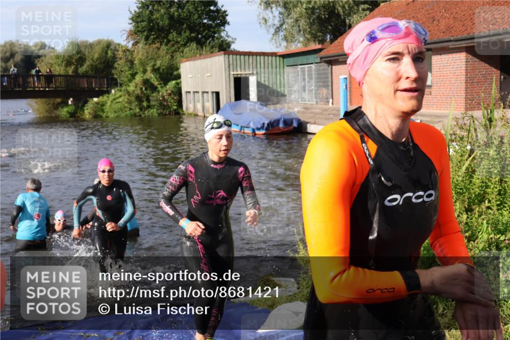 31.08.2025 - Elbe Triathlon Hamburg Luisa Fischer http://msf.ph/oto/8681421 31.08.2025 09:32:19 Schwimmen 803, 808, 826, 911 meine-sportfotos.de