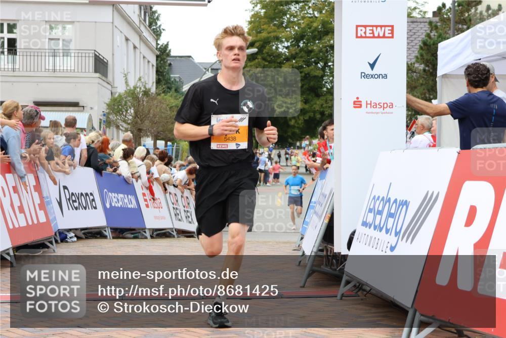 31.08.2025 - 21. Blankeneser Heldenlauf Strokosch-Dieckow http://msf.ph/oto/8681425 31.08.2025 12:06:29 Ziel 5438 meine-sportfotos.de