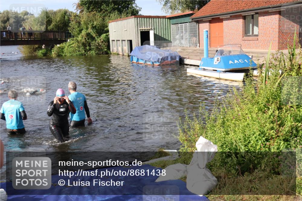 31.08.2025 - Elbe Triathlon Hamburg Luisa Fischer http://msf.ph/oto/8681438 31.08.2025 09:32:22 Schwimmen 803, 808, 826, 911 meine-sportfotos.de