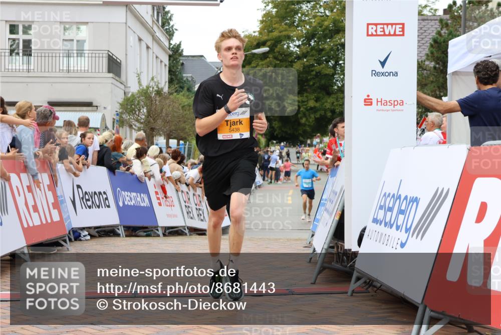 31.08.2025 - 21. Blankeneser Heldenlauf Strokosch-Dieckow http://msf.ph/oto/8681443 31.08.2025 12:06:29 Ziel 5438 meine-sportfotos.de