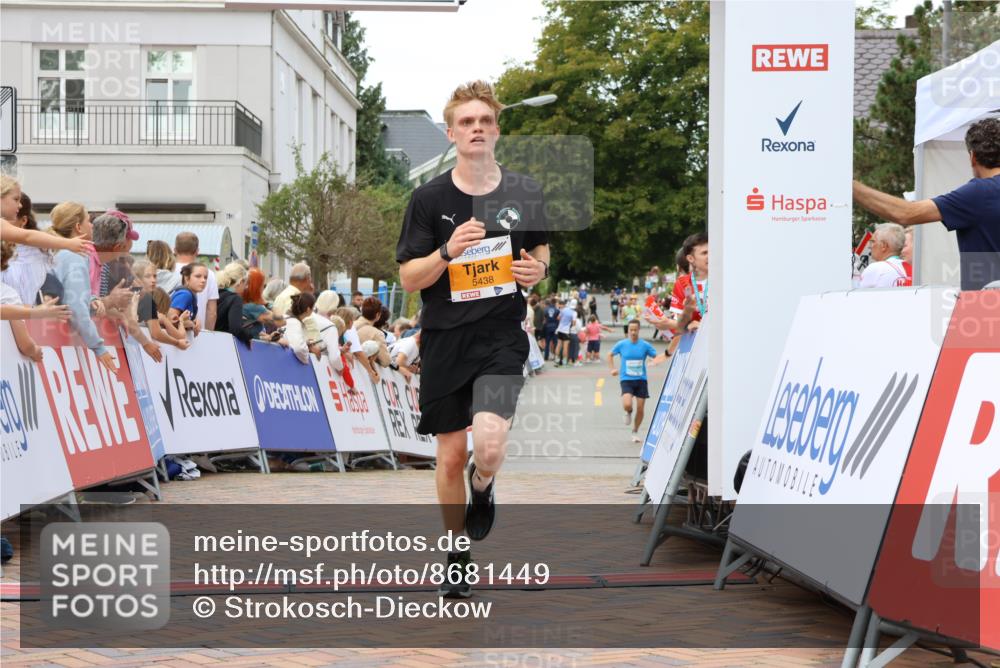 31.08.2025 - 21. Blankeneser Heldenlauf Strokosch-Dieckow http://msf.ph/oto/8681449 31.08.2025 12:06:28 Ziel 5438 meine-sportfotos.de