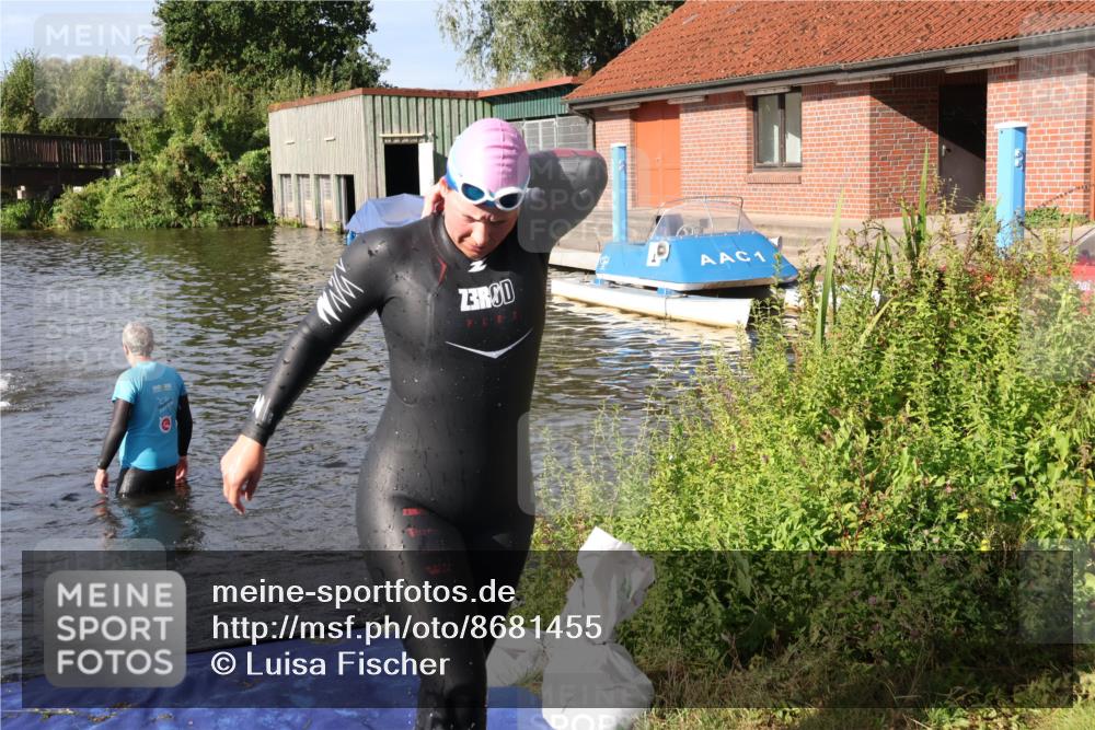 31.08.2025 - Elbe Triathlon Hamburg Luisa Fischer http://msf.ph/oto/8681455 31.08.2025 09:32:25 Schwimmen 808 meine-sportfotos.de
