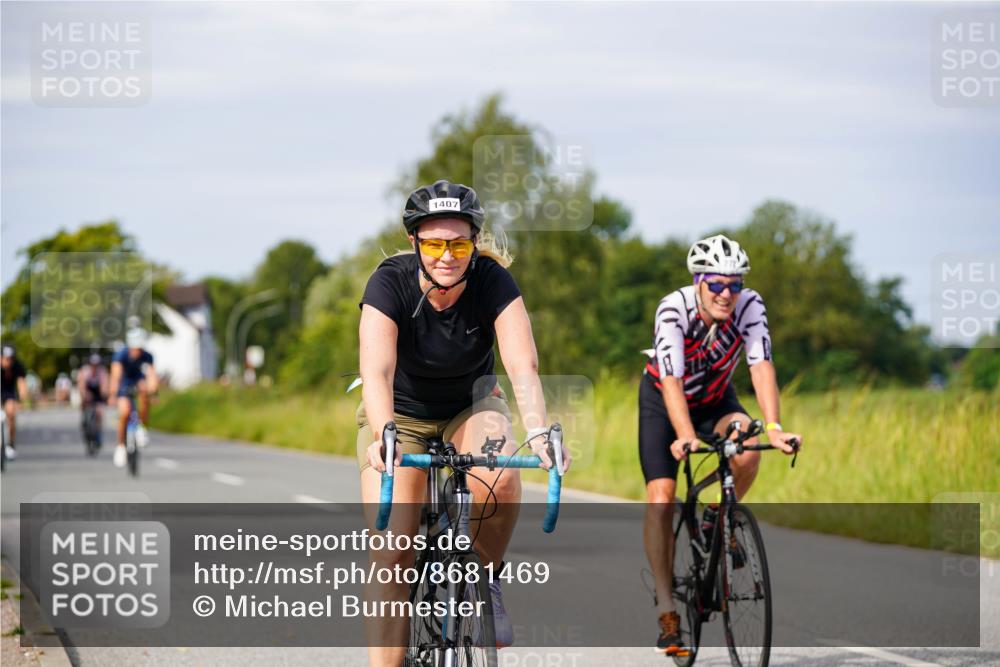 31.08.2025 - Elbe Triathlon Hamburg Michael Burmester http://msf.ph/oto/8681469 31.08.2025 10:56:42 Radfahren 772, 1166, 1250, 1301, 1407, 1430, 1474 meine-sportfotos.de
