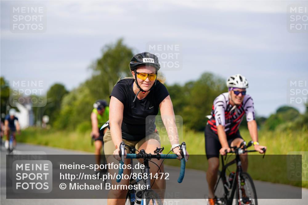 31.08.2025 - Elbe Triathlon Hamburg Michael Burmester http://msf.ph/oto/8681472 31.08.2025 10:56:42 Radfahren 772, 1166, 1250, 1301, 1407, 1430, 1474 meine-sportfotos.de