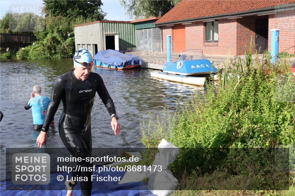31.08.2025 - Elbe Triathlon Hamburg Luisa Fischer http://msf.ph/oto/8681473 31.08.2025 09:32:46 Schwimmen 896 meine-sportfotos.de