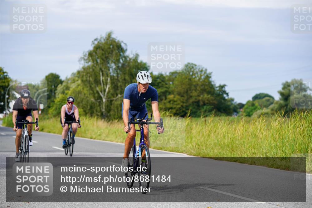 31.08.2025 - Elbe Triathlon Hamburg Michael Burmester http://msf.ph/oto/8681484 31.08.2025 10:56:45 Radfahren 772, 1166, 1250, 1301, 1383, 1407, 1430, 1603 meine-sportfotos.de