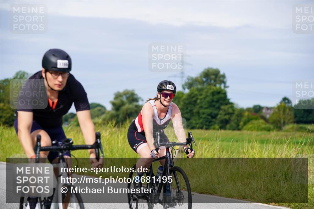 31.08.2025 - Elbe Triathlon Hamburg Michael Burmester http://msf.ph/oto/8681495 31.08.2025 10:56:47 Radfahren 1166, 1301, 1383, 1430, 1603 meine-sportfotos.de