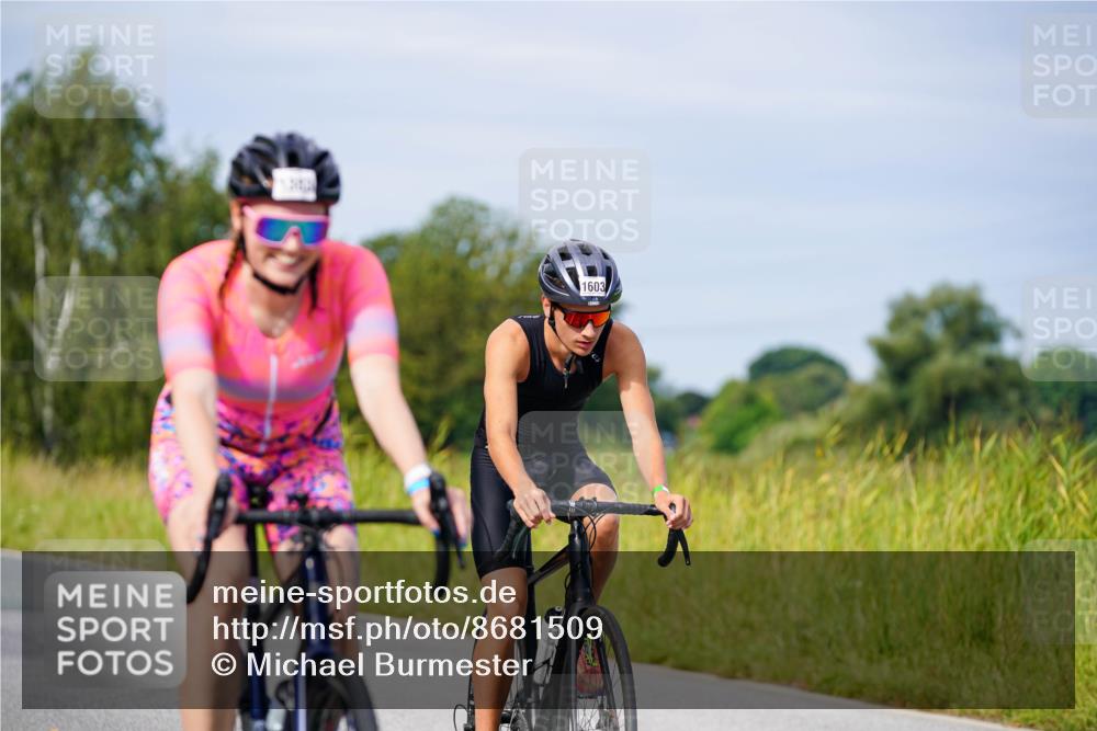 31.08.2025 - Elbe Triathlon Hamburg Michael Burmester http://msf.ph/oto/8681509 31.08.2025 10:56:52 Radfahren 1383, 1603 meine-sportfotos.de