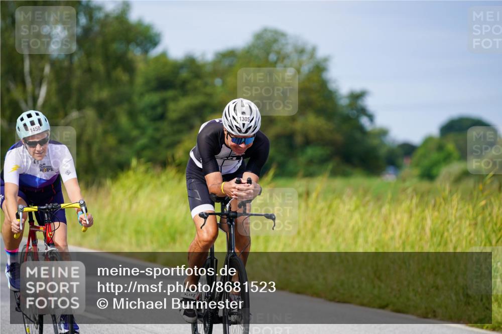 31.08.2025 - Elbe Triathlon Hamburg Michael Burmester http://msf.ph/oto/8681523 31.08.2025 10:57:01 Radfahren 1305, 1361, 1392, 1414, 1450, 1458 meine-sportfotos.de