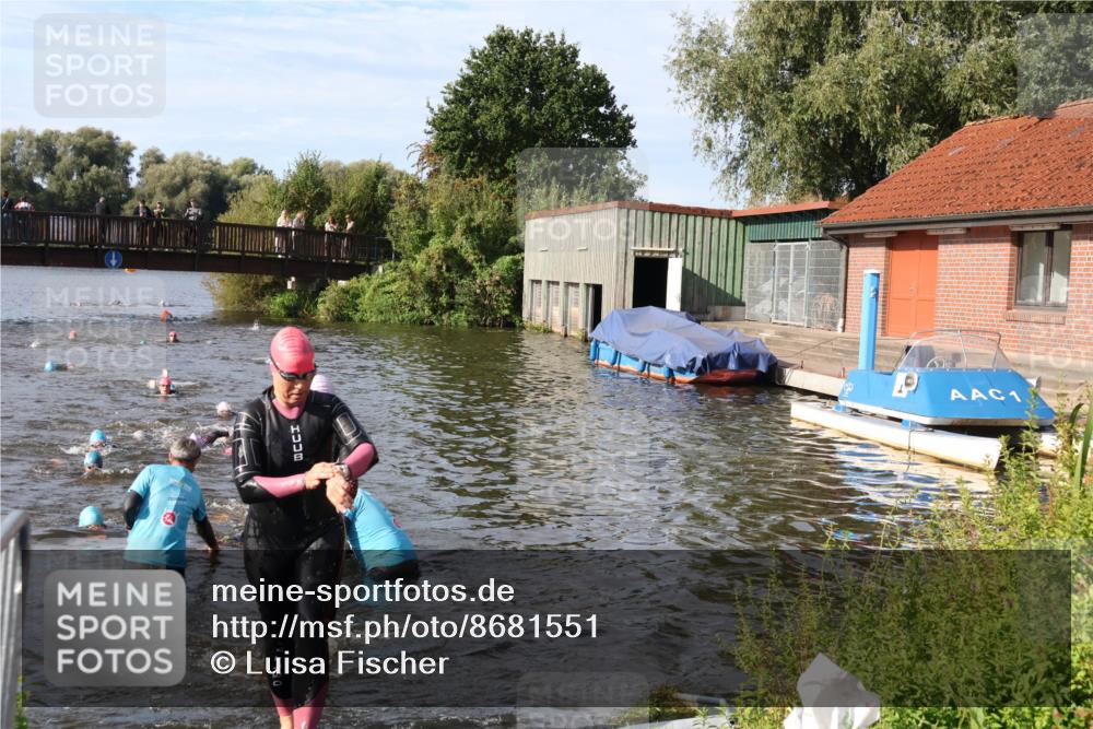 31.08.2025 - Elbe Triathlon Hamburg Luisa Fischer http://msf.ph/oto/8681551 31.08.2025 09:34:02 Schwimmen 842, 844, 859, 868, 906 meine-sportfotos.de