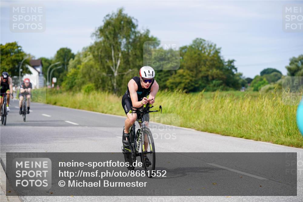31.08.2025 - Elbe Triathlon Hamburg Michael Burmester http://msf.ph/oto/8681552 31.08.2025 10:57:11 Radfahren 1297, 1323, 1357, 1504, 1601, 1614 meine-sportfotos.de