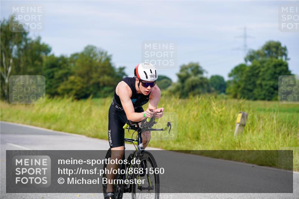 31.08.2025 - Elbe Triathlon Hamburg Michael Burmester http://msf.ph/oto/8681560 31.08.2025 10:57:11 Radfahren 1297, 1323, 1357, 1504, 1601, 1614 meine-sportfotos.de