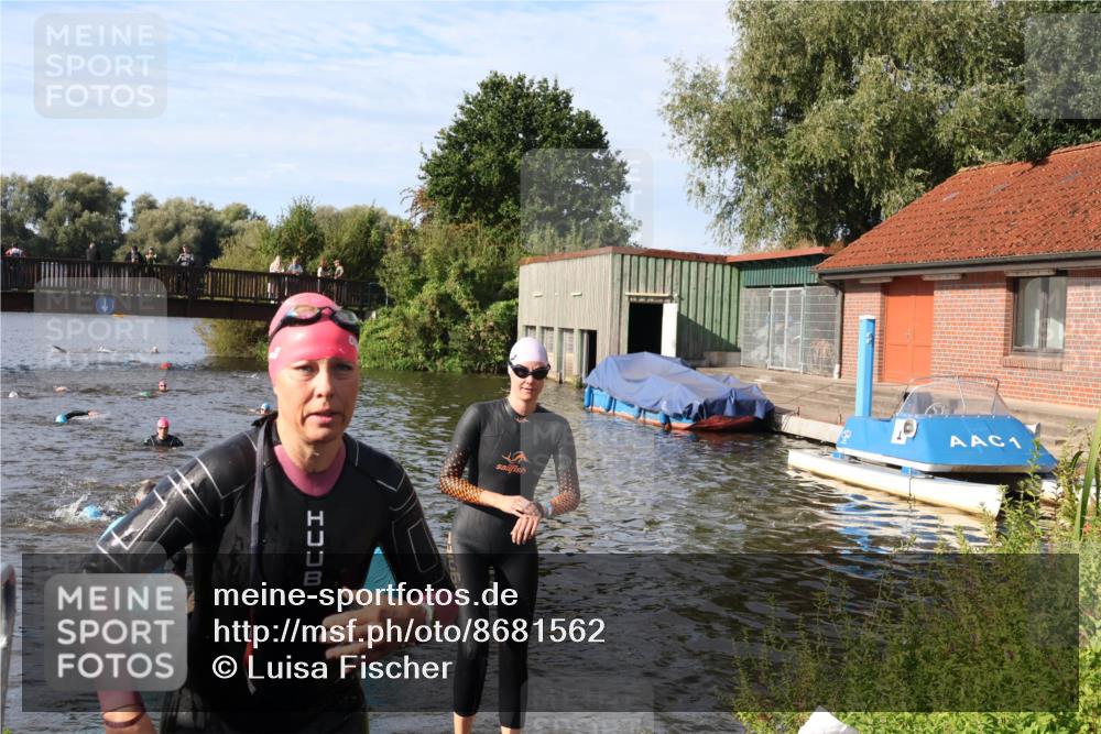 31.08.2025 - Elbe Triathlon Hamburg Luisa Fischer http://msf.ph/oto/8681562 31.08.2025 09:34:04 Schwimmen 842, 844, 859, 868, 906 meine-sportfotos.de