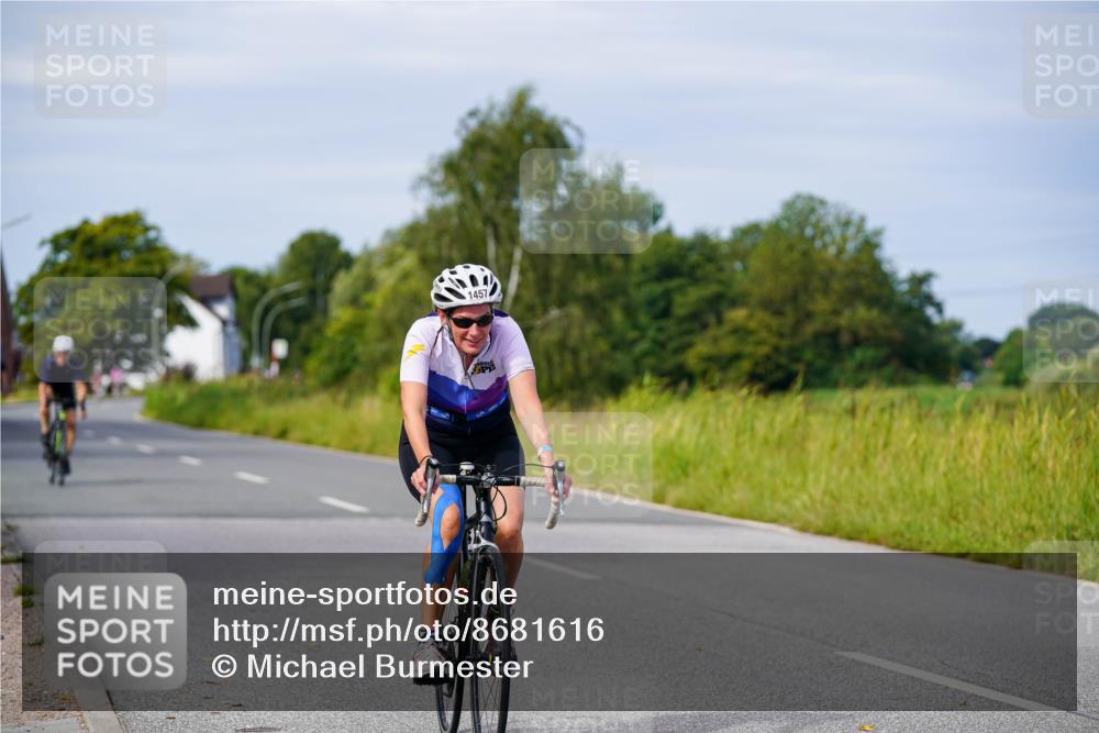 31.08.2025 - Elbe Triathlon Hamburg Michael Burmester http://msf.ph/oto/8681616 31.08.2025 10:57:20 Radfahren 1312, 1321, 1357, 1363, 1457 meine-sportfotos.de