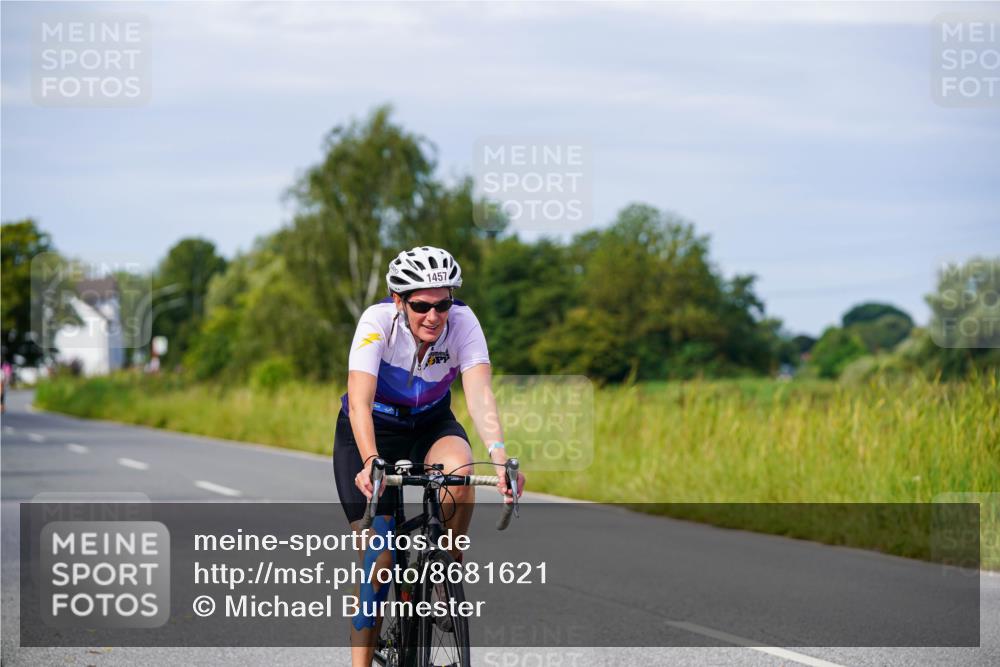 31.08.2025 - Elbe Triathlon Hamburg Michael Burmester http://msf.ph/oto/8681621 31.08.2025 10:57:20 Radfahren 1312, 1321, 1357, 1363, 1457 meine-sportfotos.de