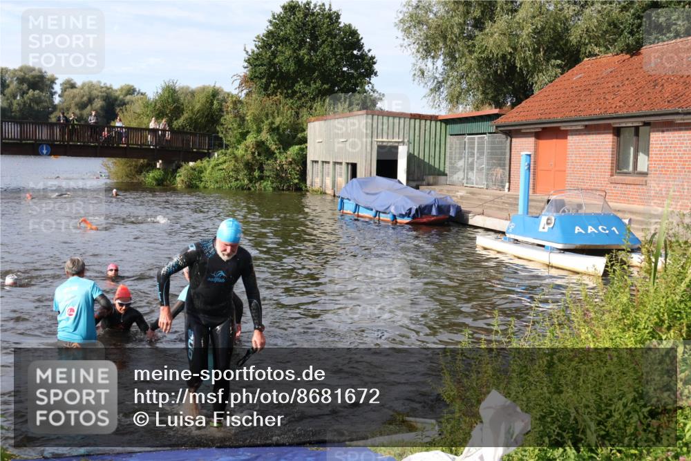 31.08.2025 - Elbe Triathlon Hamburg Luisa Fischer http://msf.ph/oto/8681672 31.08.2025 09:34:37 Schwimmen 850, 880, 890, 902 meine-sportfotos.de