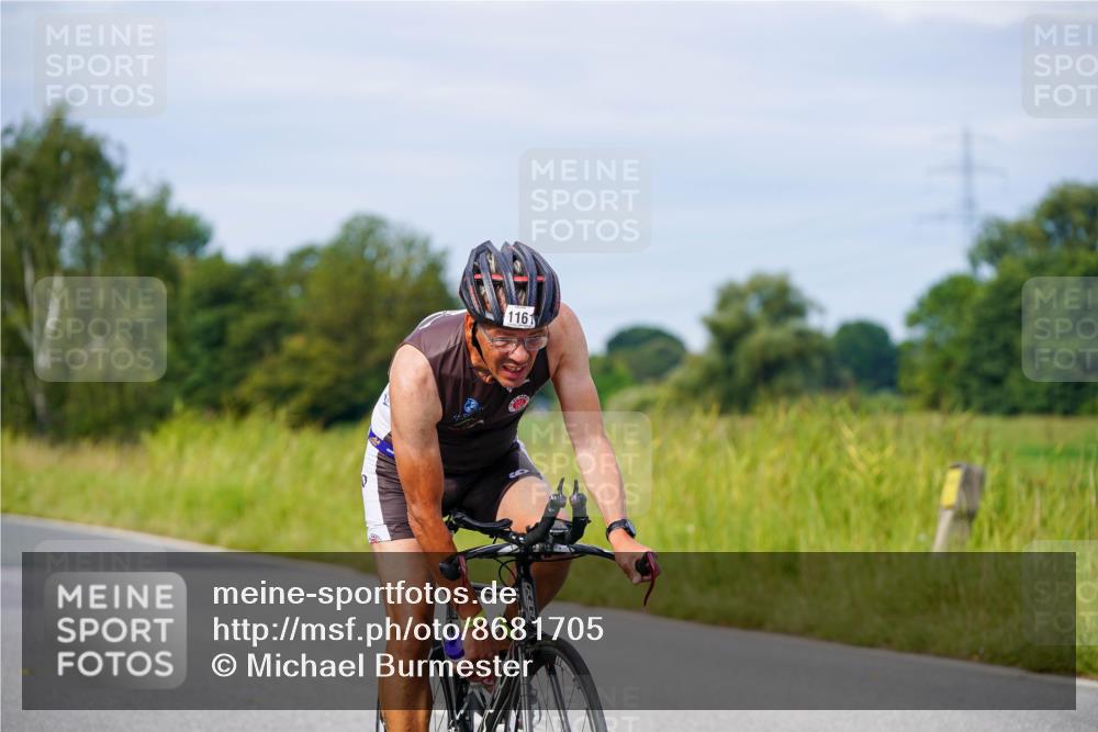 31.08.2025 - Elbe Triathlon Hamburg Michael Burmester http://msf.ph/oto/8681705 31.08.2025 10:57:42 Radfahren 1161, 1399, 1502, 1503 meine-sportfotos.de