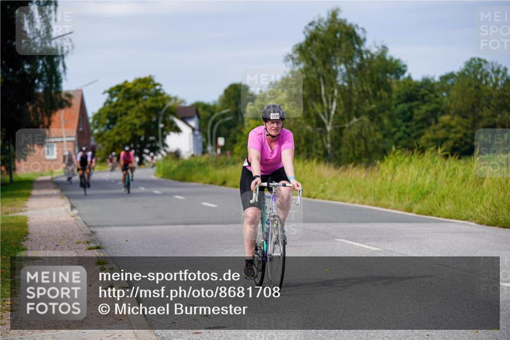 31.08.2025 - Elbe Triathlon Hamburg Michael Burmester http://msf.ph/oto/8681708 31.08.2025 10:57:44 Radfahren 1161, 1358, 1399, 1503 meine-sportfotos.de