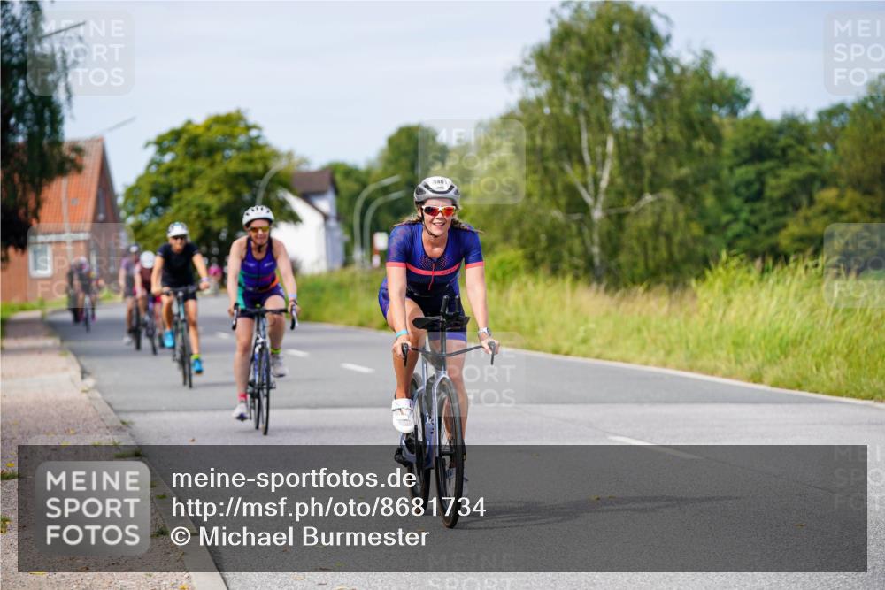 31.08.2025 - Elbe Triathlon Hamburg Michael Burmester http://msf.ph/oto/8681734 31.08.2025 10:57:54 Radfahren 1329, 1401, 1420, 1438, 1441, 1447, 1493 meine-sportfotos.de