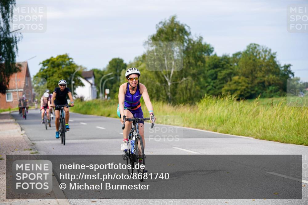 31.08.2025 - Elbe Triathlon Hamburg Michael Burmester http://msf.ph/oto/8681740 31.08.2025 10:57:55 Radfahren 1329, 1401, 1420, 1438, 1441, 1447, 1493 meine-sportfotos.de