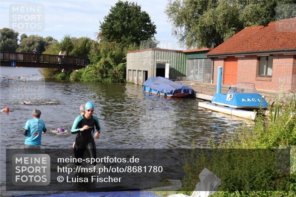 31.08.2025 - Elbe Triathlon Hamburg Luisa Fischer http://msf.ph/oto/8681780 31.08.2025 09:35:06 Schwimmen 790, 863 meine-sportfotos.de