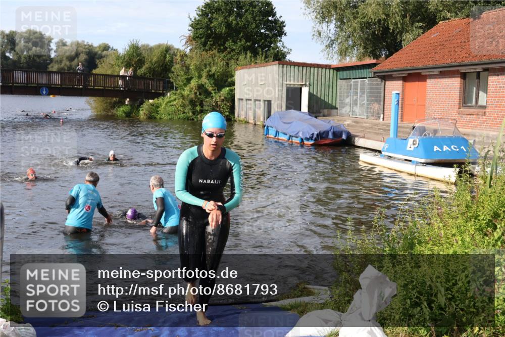 31.08.2025 - Elbe Triathlon Hamburg Luisa Fischer http://msf.ph/oto/8681793 31.08.2025 09:35:09 Schwimmen 790 meine-sportfotos.de