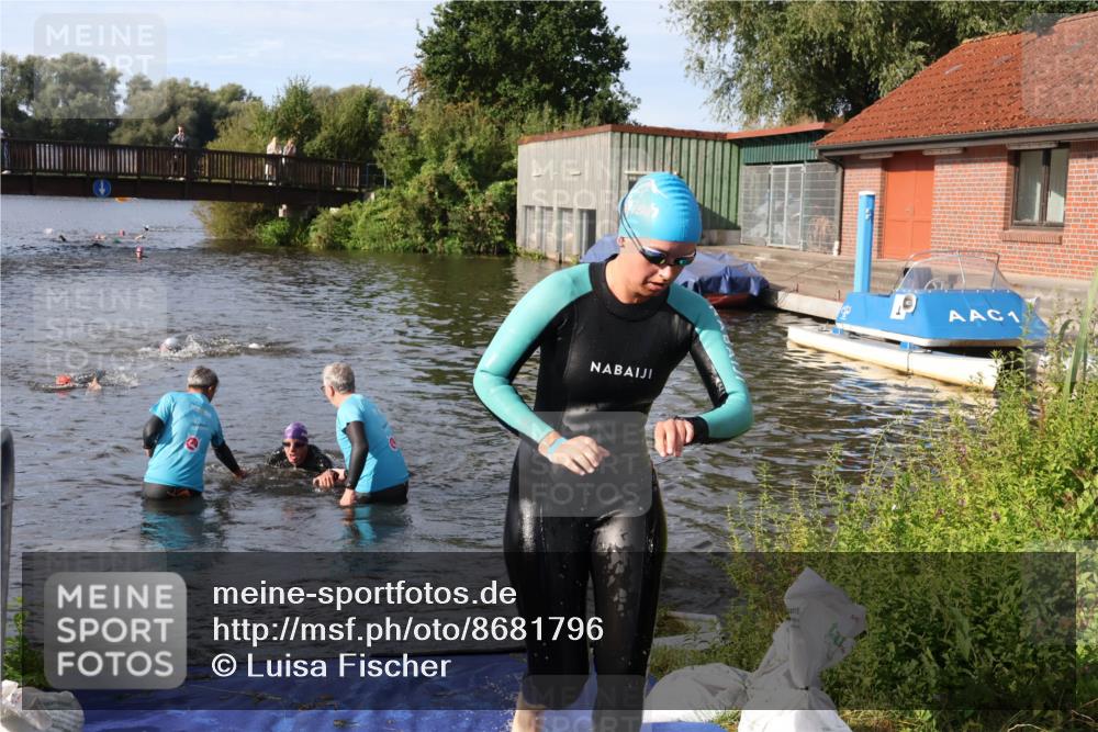 31.08.2025 - Elbe Triathlon Hamburg Luisa Fischer http://msf.ph/oto/8681796 31.08.2025 09:35:09 Schwimmen 790 meine-sportfotos.de