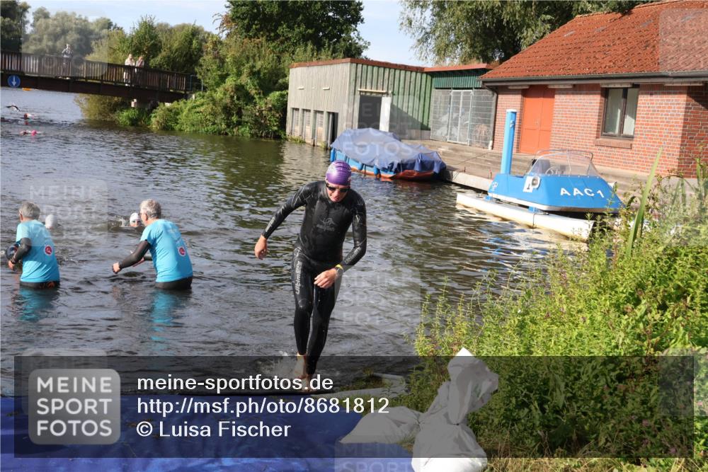31.08.2025 - Elbe Triathlon Hamburg Luisa Fischer http://msf.ph/oto/8681812 31.08.2025 09:35:17 Schwimmen 762, 914 meine-sportfotos.de