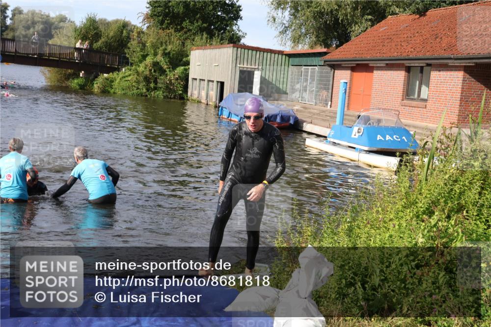 31.08.2025 - Elbe Triathlon Hamburg Luisa Fischer http://msf.ph/oto/8681818 31.08.2025 09:35:18 Schwimmen 762, 781, 914 meine-sportfotos.de