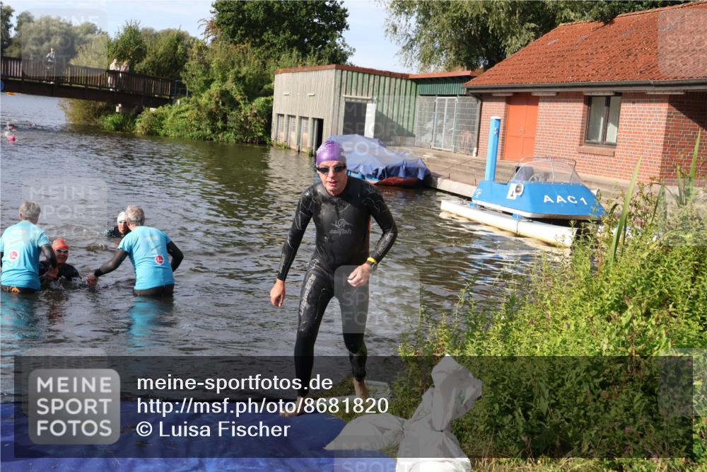 31.08.2025 - Elbe Triathlon Hamburg Luisa Fischer http://msf.ph/oto/8681820 31.08.2025 09:35:18 Schwimmen 762, 781, 914 meine-sportfotos.de