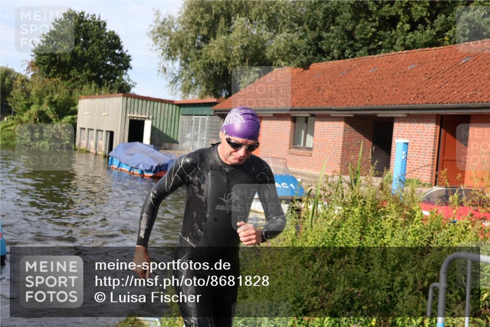 31.08.2025 - Elbe Triathlon Hamburg Luisa Fischer http://msf.ph/oto/8681828 31.08.2025 09:35:20 Schwimmen 762, 781, 903, 914 meine-sportfotos.de
