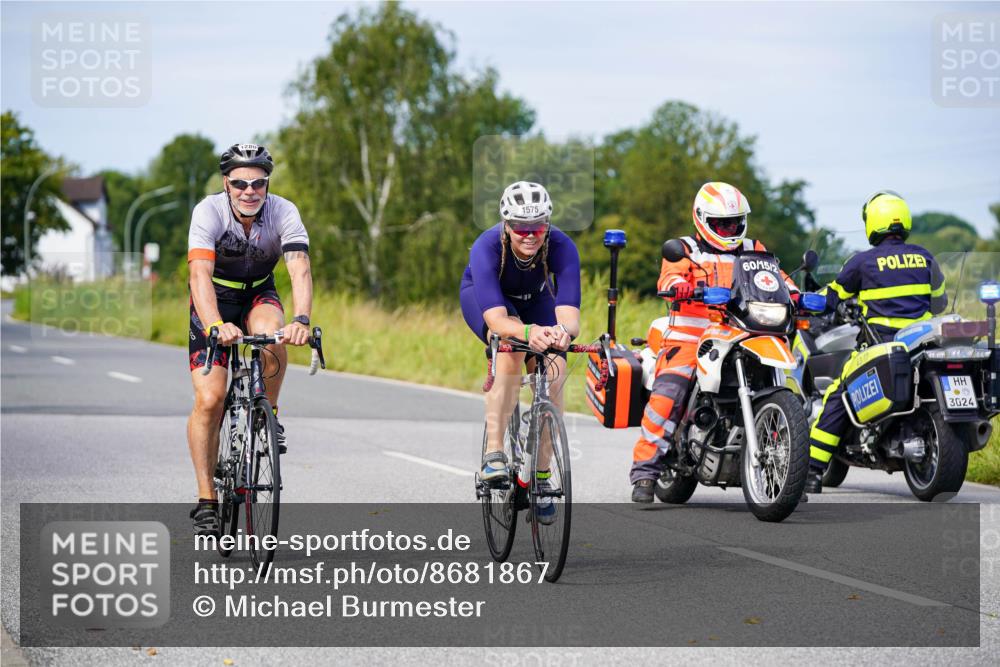 31.08.2025 - Elbe Triathlon Hamburg Michael Burmester http://msf.ph/oto/8681867 31.08.2025 10:58:51 Radfahren 1280, 1327, 1394, 1415, 1459, 1575 meine-sportfotos.de